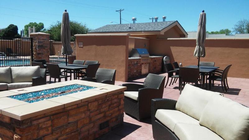 Towneplace Suites By Marriott Carlsbad Eksteriør bilde